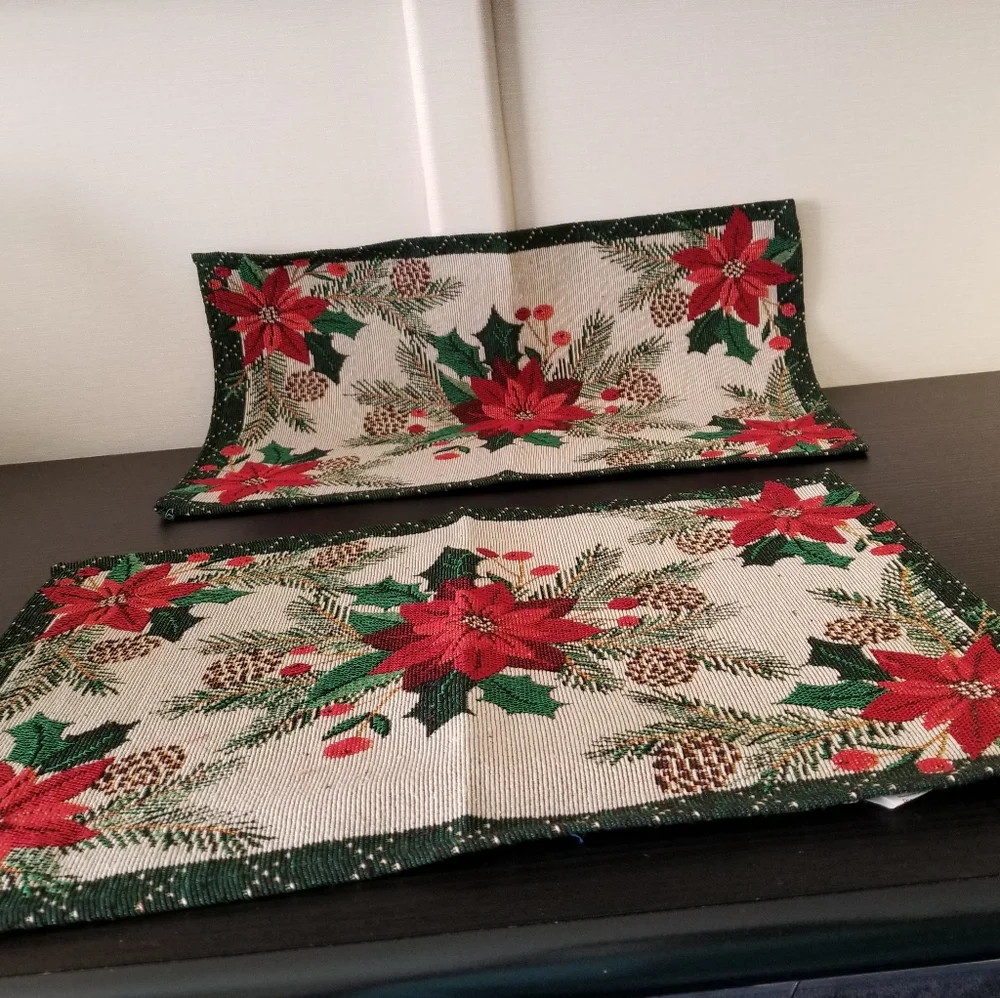 New Handcrafted Poinsetter Tablemats, set of 2